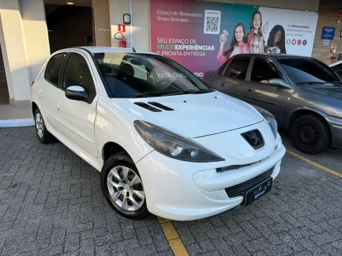 Peugeot 207 Active 1.4 Flex 8V 5P 2015