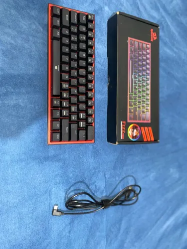 Teclado Mecânico Redragon Fizz K617 RGB