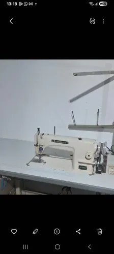 Máquina reta industrial
