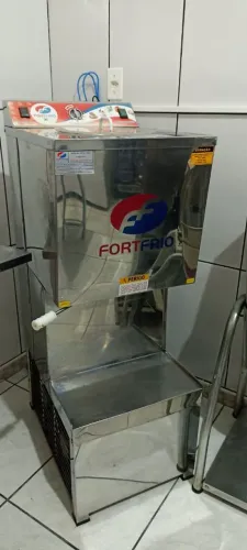 Máquina produtora de sorvete e açaí V16 Fortfrio