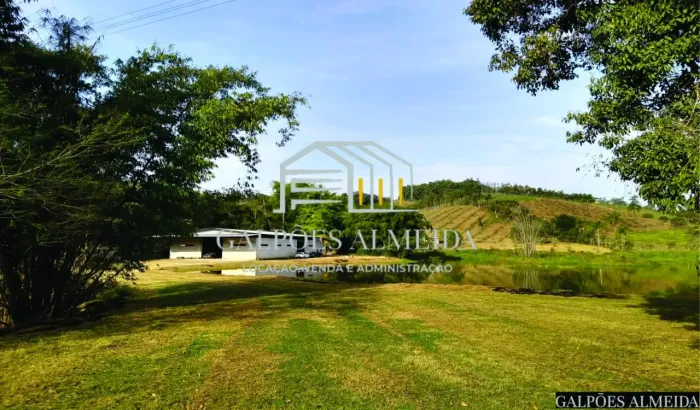 Imóvel para aluguel tem 600 metros quadrados em Cézar de Souza - Mogi das Cruzes - SP