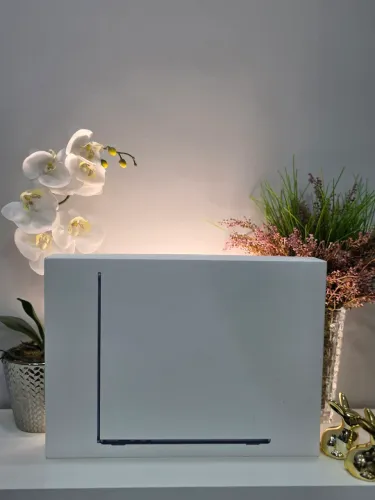 MACBOOK AIR M4 15" POLEGADAS