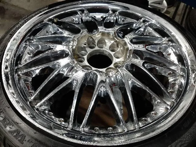 Roda aro 17 Verde modelo BBS cromada VW Fox 5X100