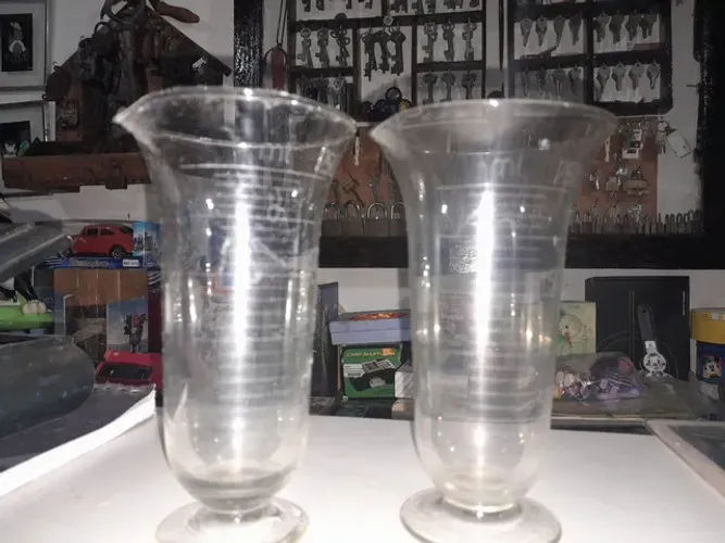Dois Cálices Graduado De Vidro 250ml