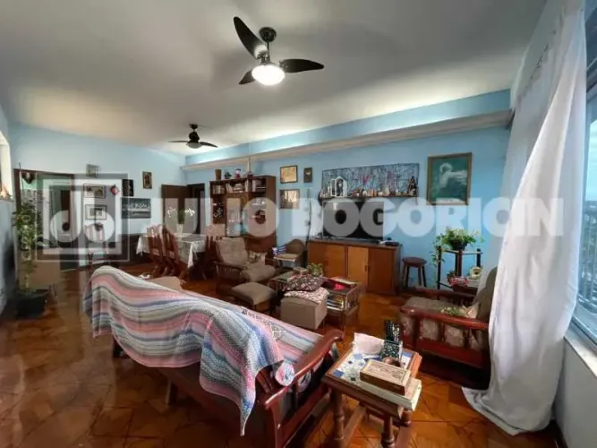 Ilha do Governador - Praia da Bandeira - VENDA - Casa - 3 quartos (Suíte) - Varanda - Depe