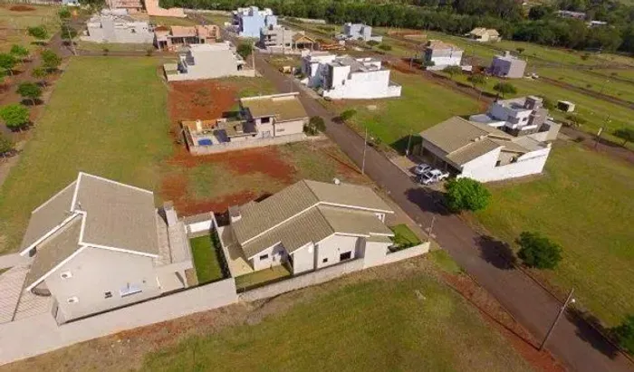 Terreno condomínio Aquarela do Brasil