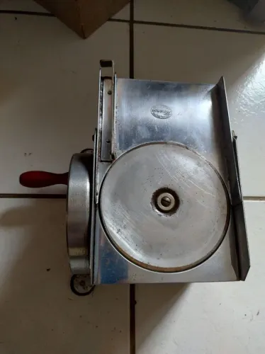 Máquina de fatiar frios antiga Florença 