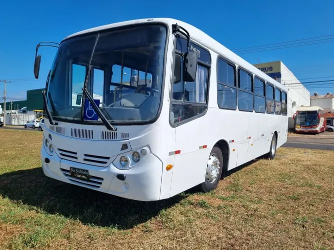 Ônibus Micrão MB 1418 ano 2012