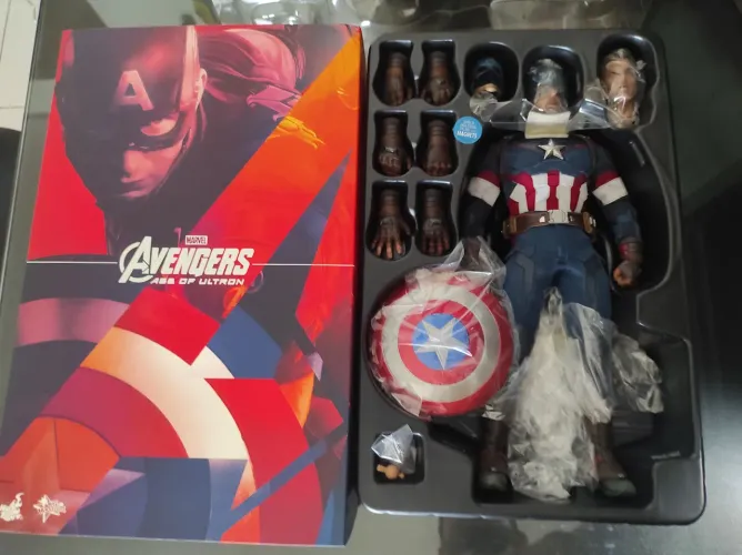 Figura de Ação Captain America - Avengers: Age of Ultron - Hot Toys Marvel disney vingador