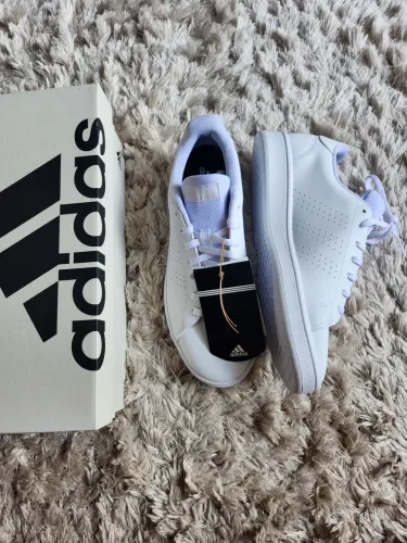 TAMANHO 39 TÊNIS FEMININO ORIGINAL ADIDAS NOVO NA CAIXA 