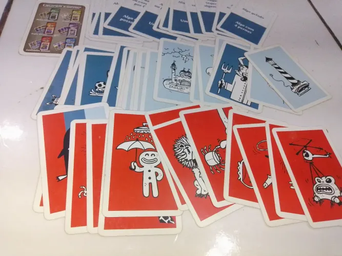 Cartas de Jogo Super Copro - Antiguidades