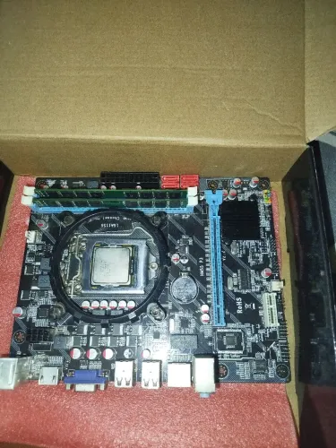 Placa mãe AMD520M com processador e 2pentes de memória ram, por favor preciso de ?kk