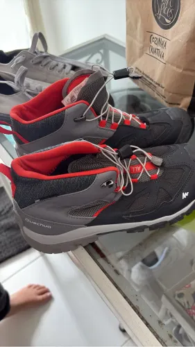 Bota masculina de trilha impermeável Quechua 