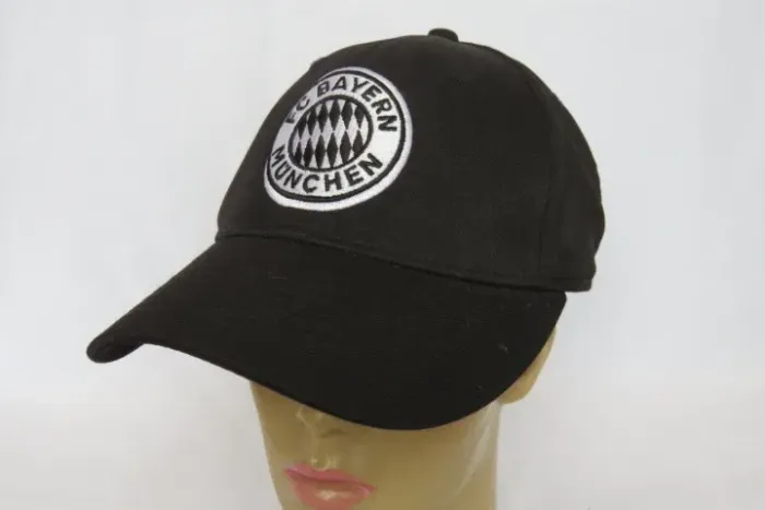 BONÉ do BAYERN DE MUNIQUE - Sem uso. Autêntico e Fabricado por FAN INK - produto oficial.