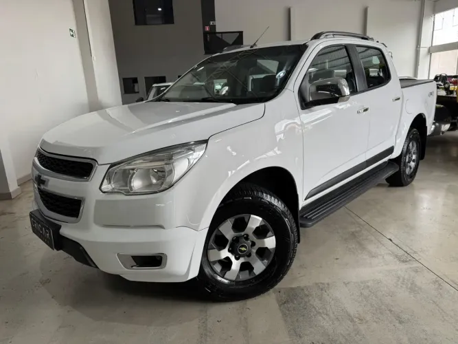 Chevrolet S10 Pick-up LT 2.8 TDI 4X4 CD Diesel AUT 2013