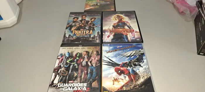 Lote de 5 DVDs de filmes Marvel e Homem-Aranha