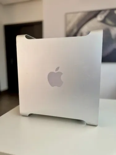 Apple Mac Pro (Mid 2010)
