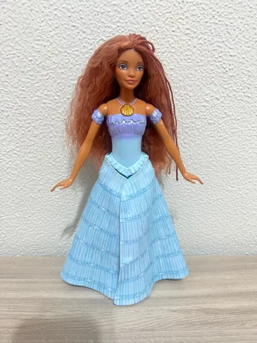 Boneca Ariel - A Pequena Sereia Disney transformação Livr Action