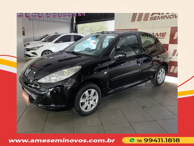Peugeot 207 XR 1.4 Flex 8V 5P 2011