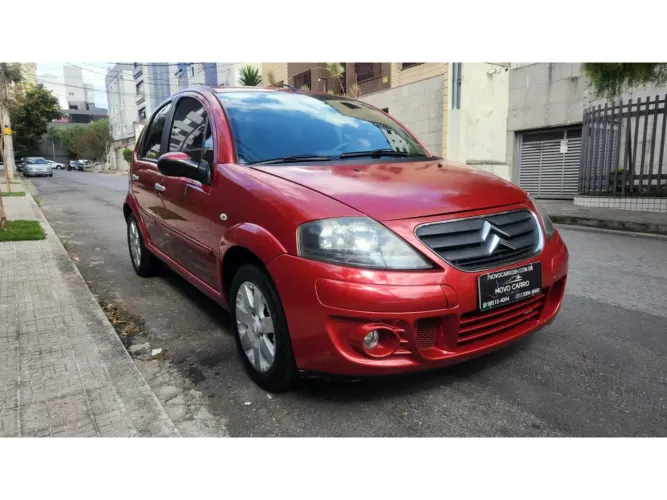 Citroen C3 GLX 1.4/ GLX Sonora 1.4 Flex 8V 5P 2012