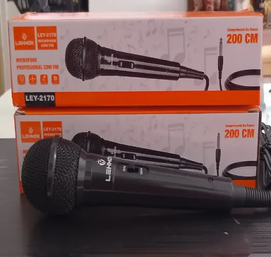 Microfone Com Fio Dinâmico Profissional