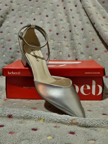 Scarpin Bebecê Metalizado Prata