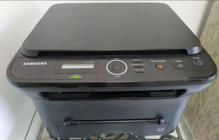 Multifuncional Samsung SCX-4600 - 110V | Impressora + Scanner + Copiadora