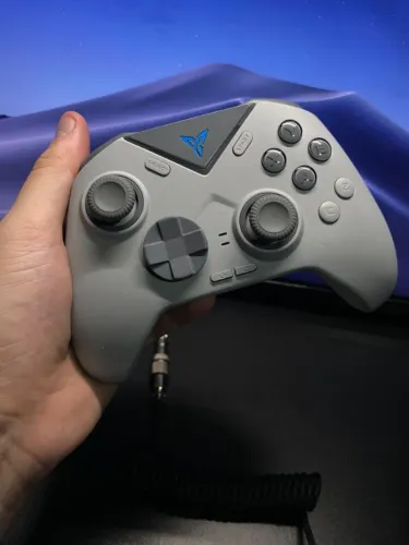 Controle PC Gamer RGB Sem Fio Tri-Mode Switch Android IOS Steam Celular Flydigi Vader 3