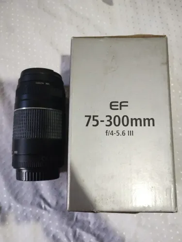 Lente EF 75-300mm f/4-5.6 III