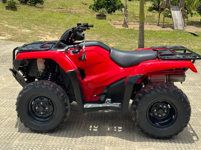 Quadriciclo Honda Fourtrax 4x4 2025