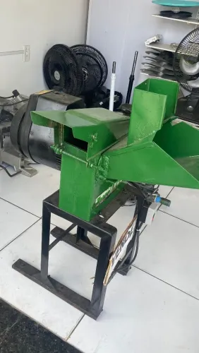 FORRAGEIRA TRAPP TRF 400 SUPER