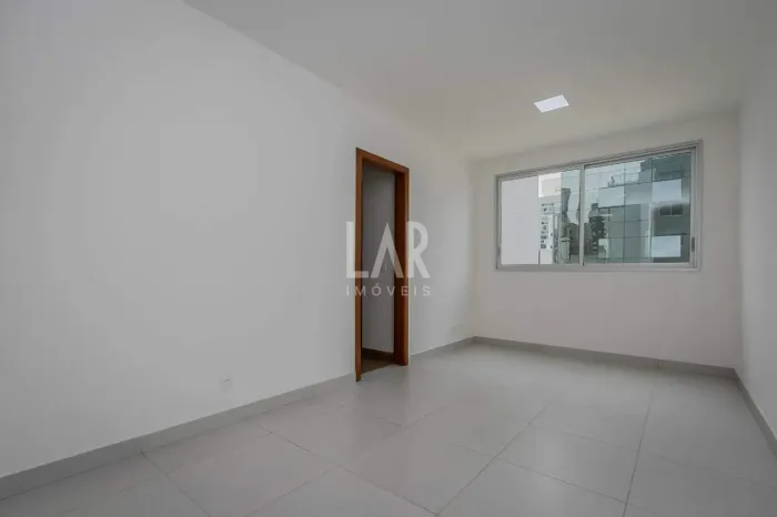 Apartamento 2Q com Lazer