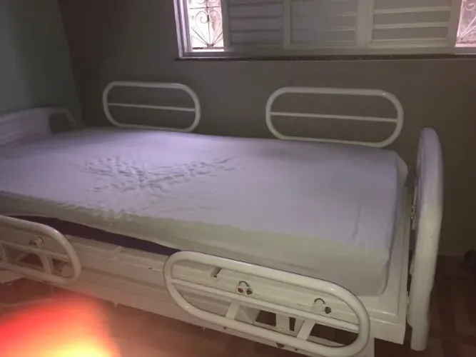 Aluguel de Cama hospitalar com controle