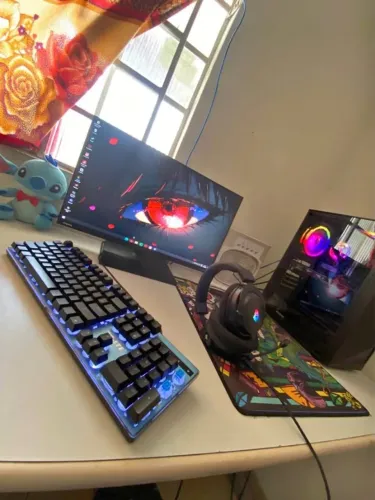 PC Gamer Completo Ryzen 7 5700X + Monitor Odyssey 144Hz