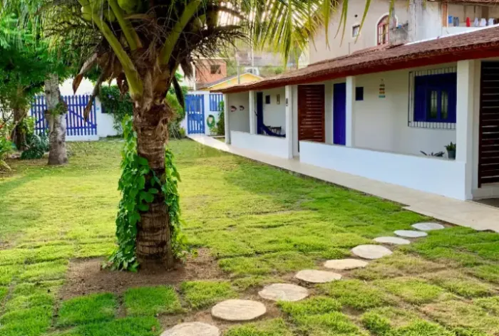 Chalé Orquídea Praia de Meaípe com Jardim e Churrasqueira