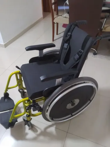 Cadeira de rodas Ortobrás para venda ou troca