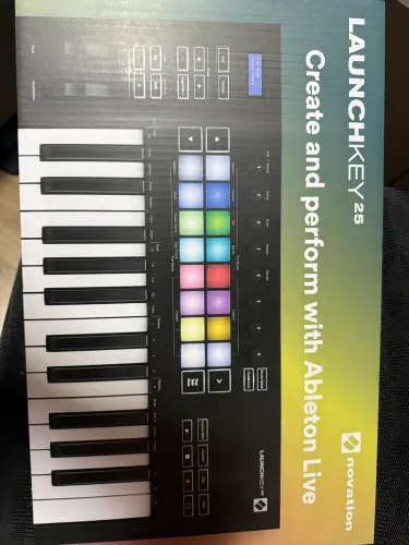 Controlador novation mk3 