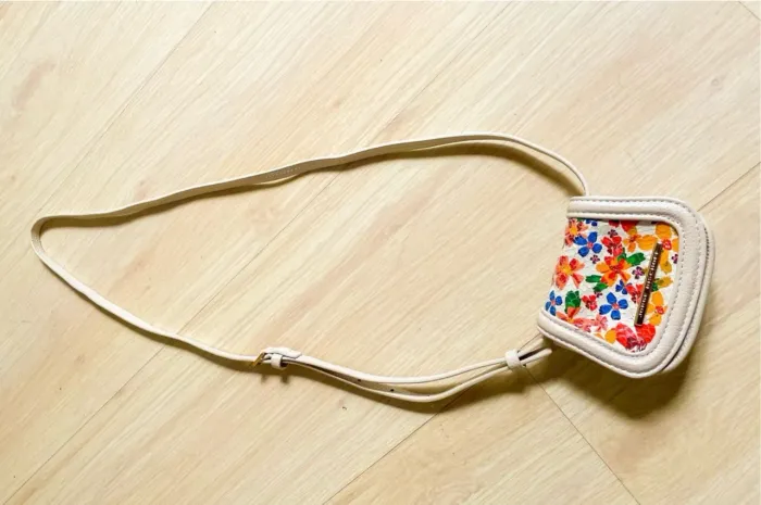MINI BAG JORGE BISCHOFF COM AUTÓGRAFO DO ESTILISTA novíssima