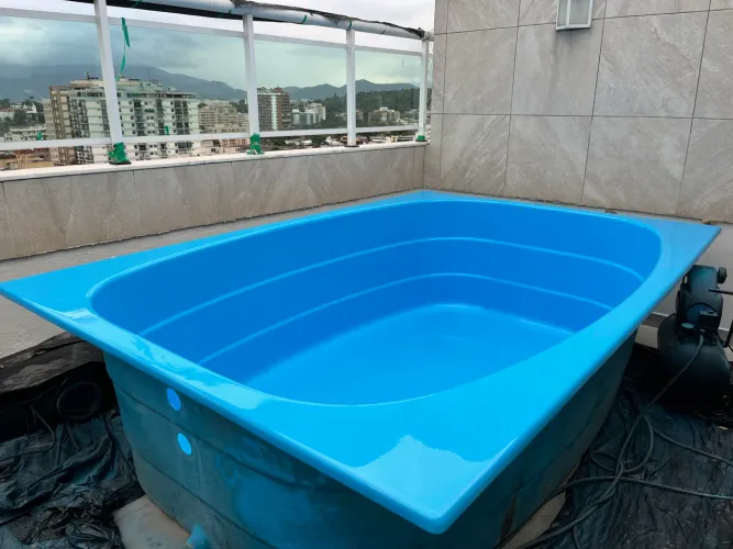 REFORMAS EM PISCINAS DE FIBRA, BANHEIRAS E JACUZZIS