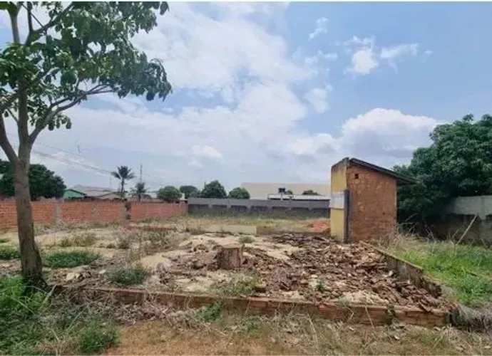 INVISTA NO SEU FUTURO: Imóvel Perfeito para Seu Projeto dos Sonhos!