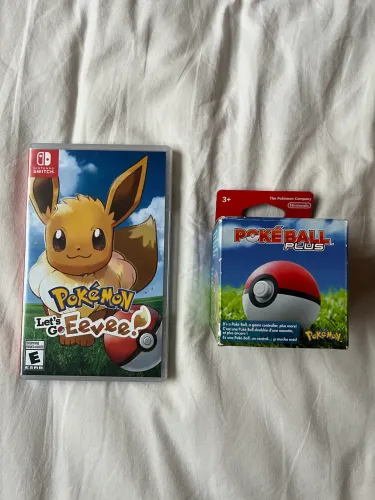 Pokémon Lets Go Eevee + Pokéball Plus nunca usados
