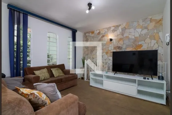 Casa à Venda - Vila Mangalot, 4 Quartos, 210 m2