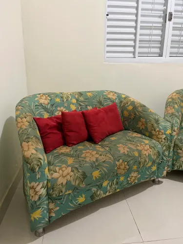 Sofá e poltrona tropical  