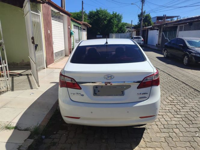 Imagem de Hyundai HB20S Premium 1.6 Flex 16V Aut. 4P 2014