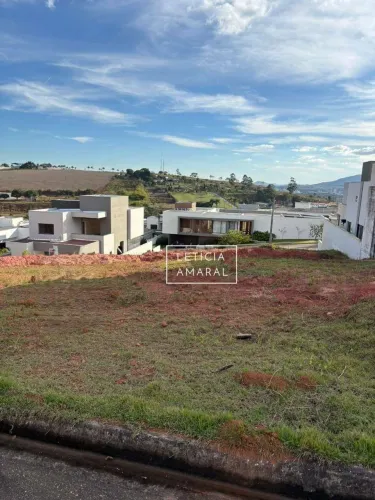 Terreno à venda, 334 m² por R$ 498.000 - Las Palmas - Pouso Alegre/MG