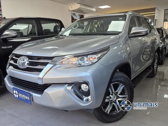 Toyota Hilux SW4 SRV 4X2 2.7 Flex 16V Aut. 2019