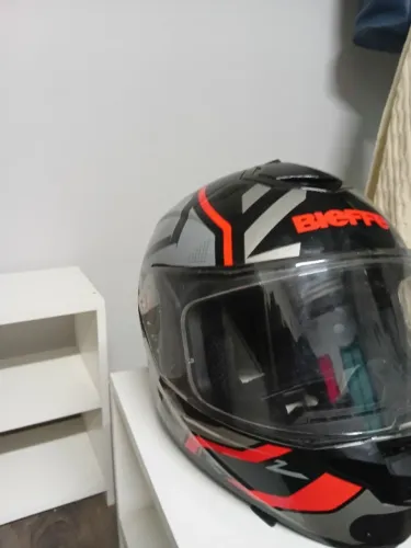 Capacete bieffe