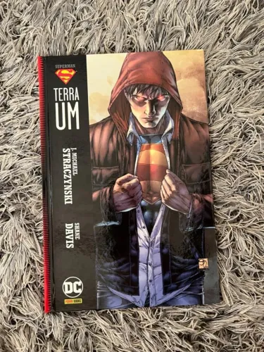 HQ Superman Terra Um - Vol 01 de J. Michael Straczynski