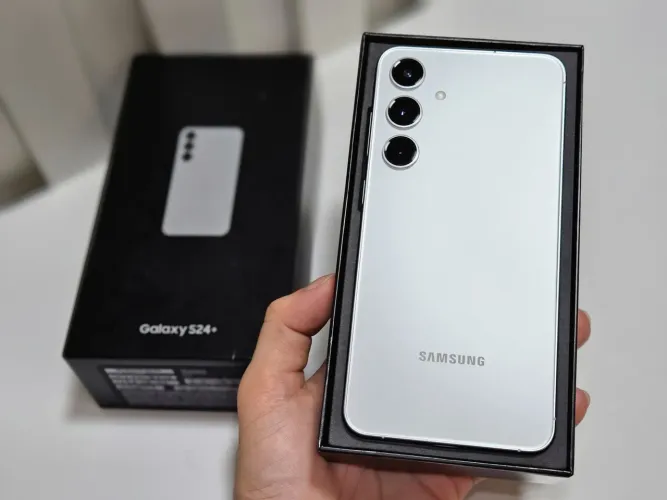 Samsung Galaxy S24 Plus