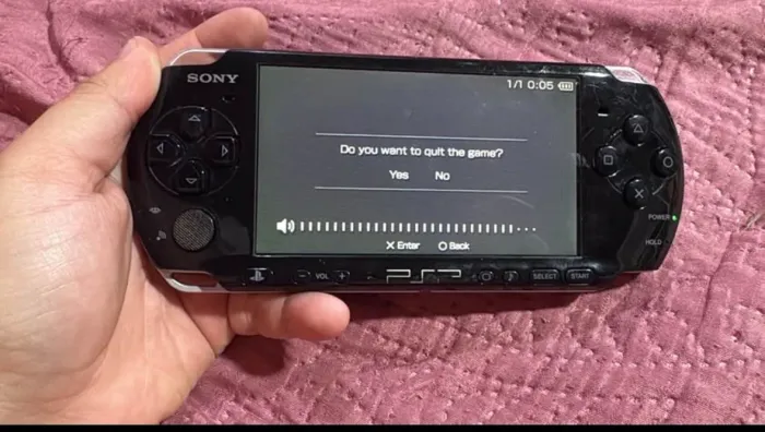 psp+ desbloqueado+ carregador original+ capa